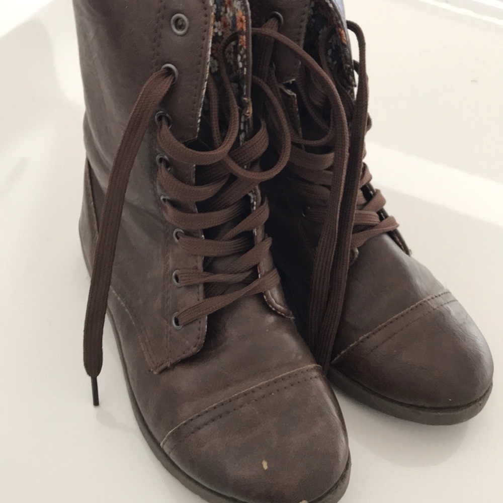 Boots girls